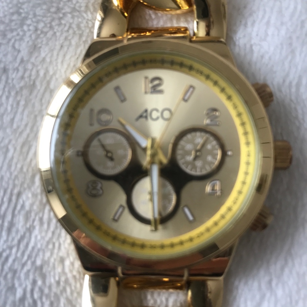 Beautiful watch - Picture 4 of 14